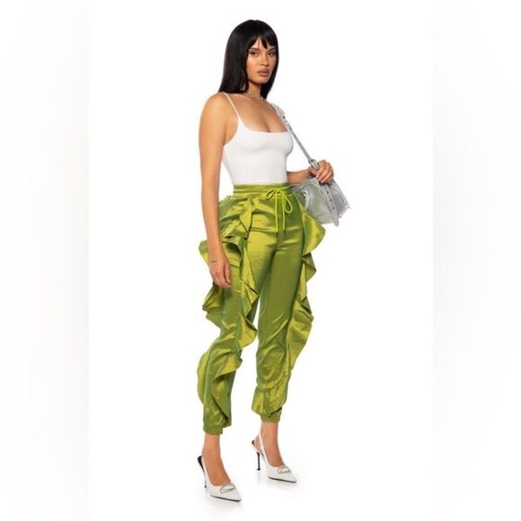 AKIRA Pants - AKIRA NEW ROMANTIC RUFFLE DETAILED JOGGER IN LIME NWT 1X